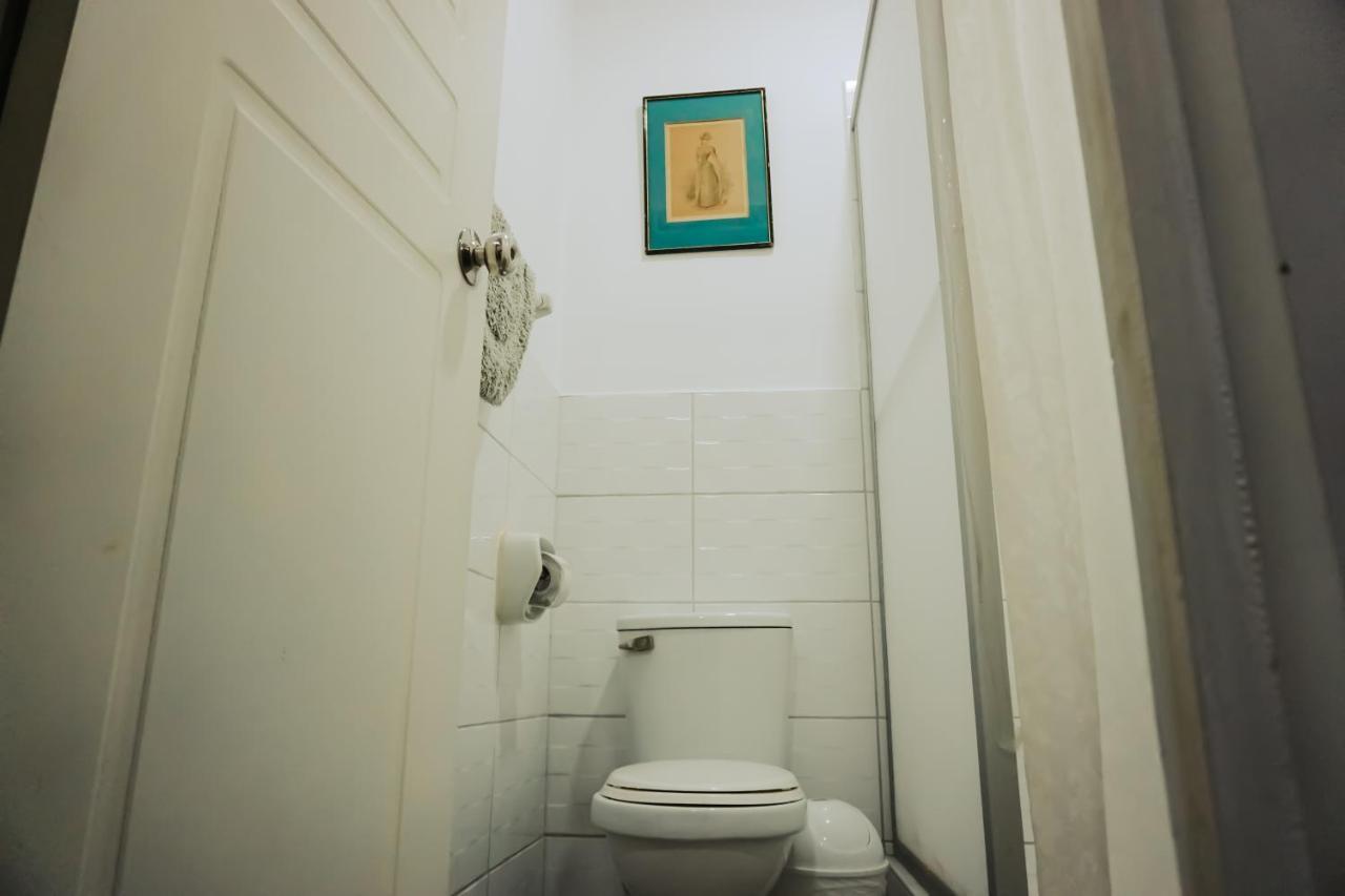 Hospedaje El Velero 호텔 파라카스 외부 사진